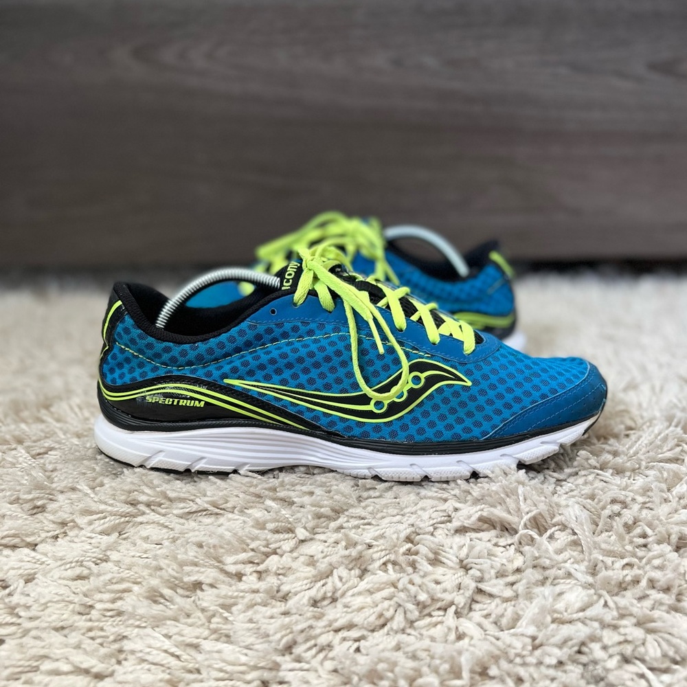 Mens Saucony Spectrum Running Shoes size 10